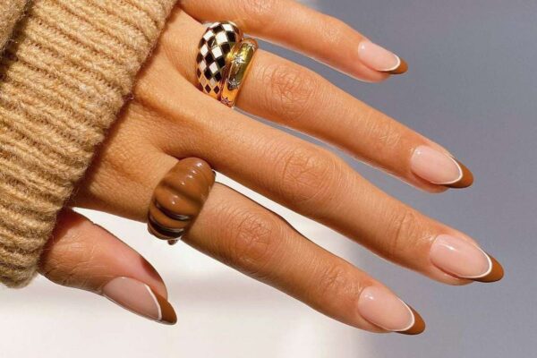 brown manicures 2 502e25cbceab478aac1e82fd47fe6805 Brown Is Officially the Most Popular Nail Color for Fall—Here Are 10 Designs to Try